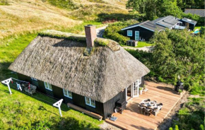 Lovely Home In Fanø With Kitchen